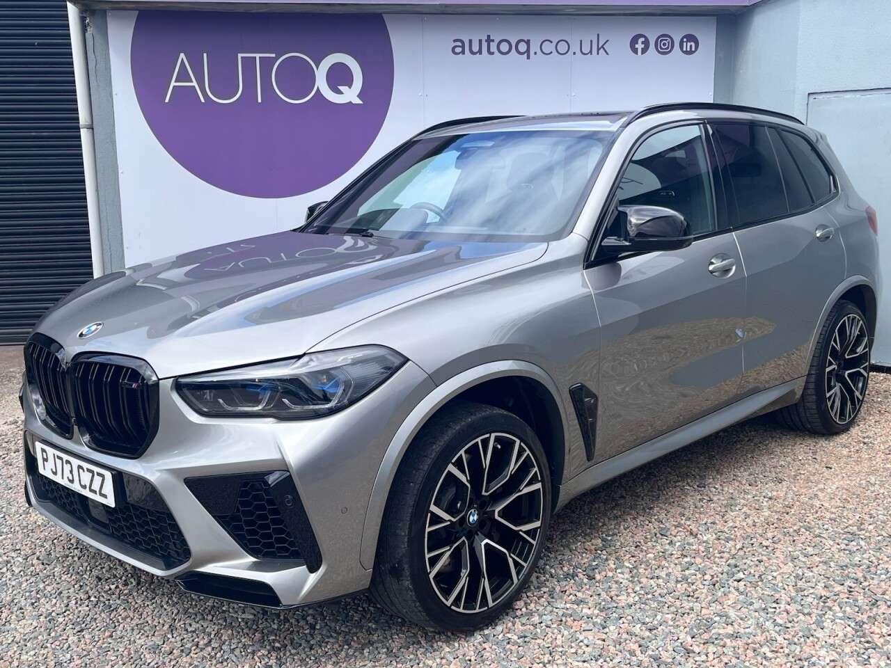 A 2023 BMW X5 M 4.4i V8 Competition SUV 5dr Petrol Auto xDrive Euro 6 (s/s) (625 ps) A 2023 BMW X5 M 4.4i V8 Competition SUV 5dr Petrol Auto xDrive Euro 6 (s/s) (625 ps)