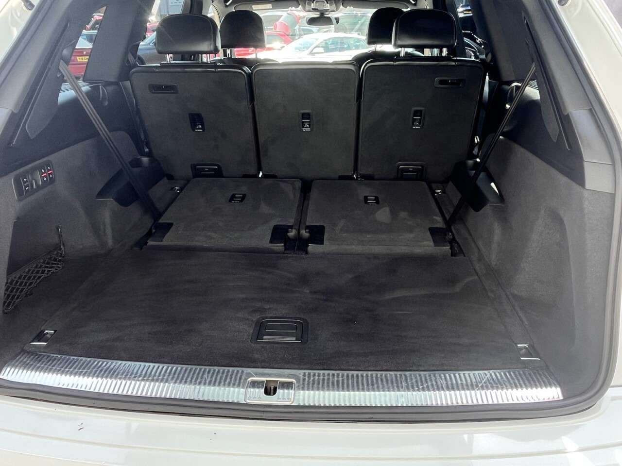 2020 AUDI Q7 2020 AUDI Q7