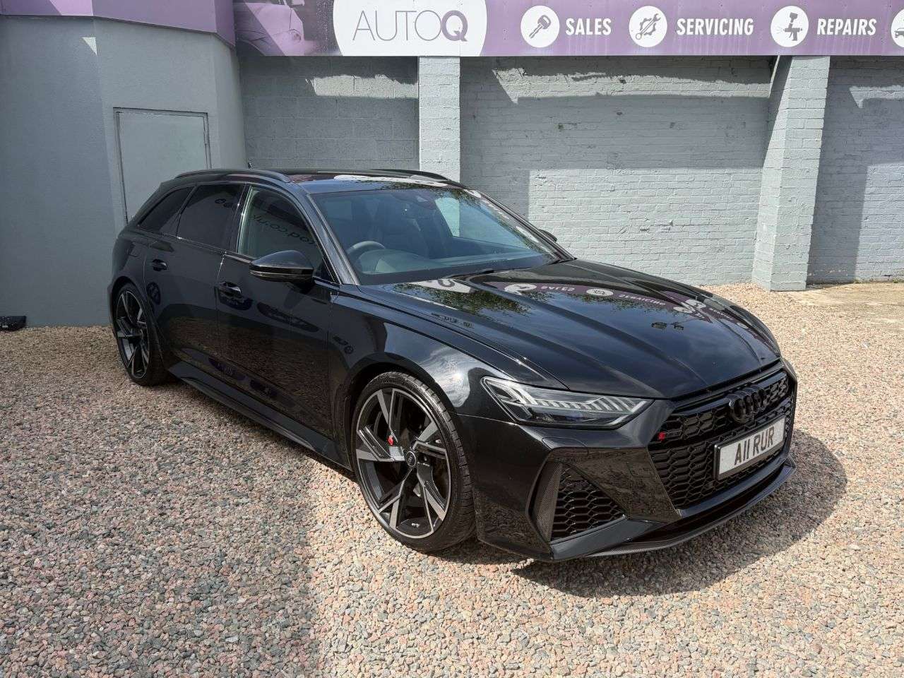 A 2021 AUDI RS6 AVANT 4.0 TFSI V8 Carbon Black Estate 5dr Petrol Tiptronic quattro Euro 6 (s/s) ( A 2021 AUDI RS6 AVANT 4.0 TFSI V8 Carbon Black Estate 5dr Petrol Tiptronic quattro Euro 6 (s/s) (