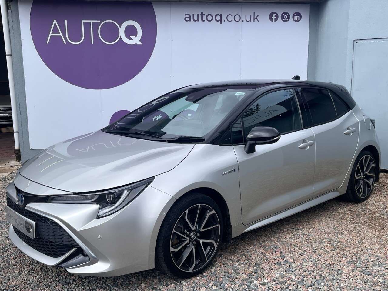 A 2019 TOYOTA COROLLA 2.0 VVT-h Excel Hatchback 5dr Petrol Hybrid CVT Euro 6 (s/s) (184 ps) A 2019 TOYOTA COROLLA 2.0 VVT-h Excel Hatchback 5dr Petrol Hybrid CVT Euro 6 (s/s) (184 ps)