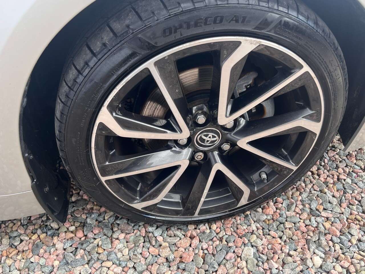 2019 TOYOTA COROLLA 2019 TOYOTA COROLLA
