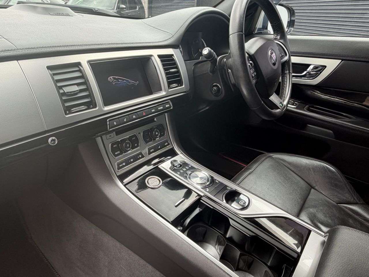 2015 JAGUAR XF 2015 JAGUAR XF