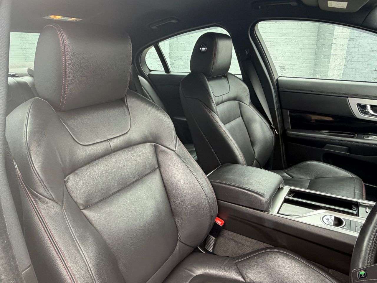 2015 JAGUAR XF 2015 JAGUAR XF