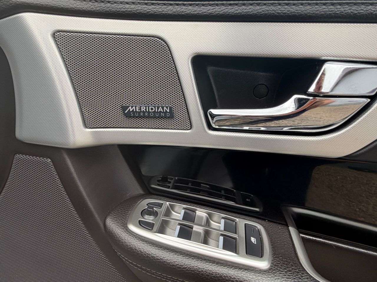 2015 JAGUAR XF 2015 JAGUAR XF