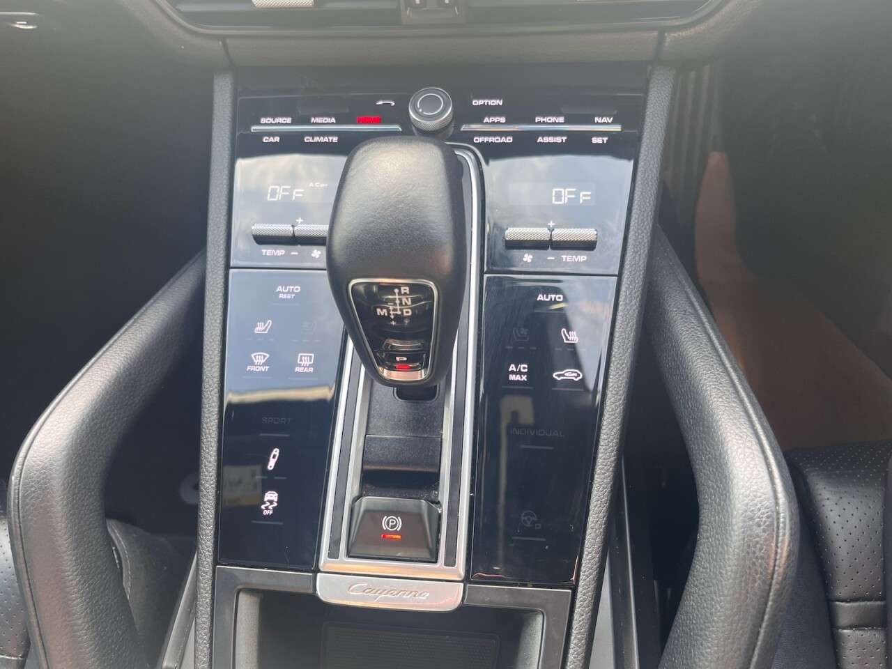 2022 PORSCHE CAYENNE 2022 PORSCHE CAYENNE