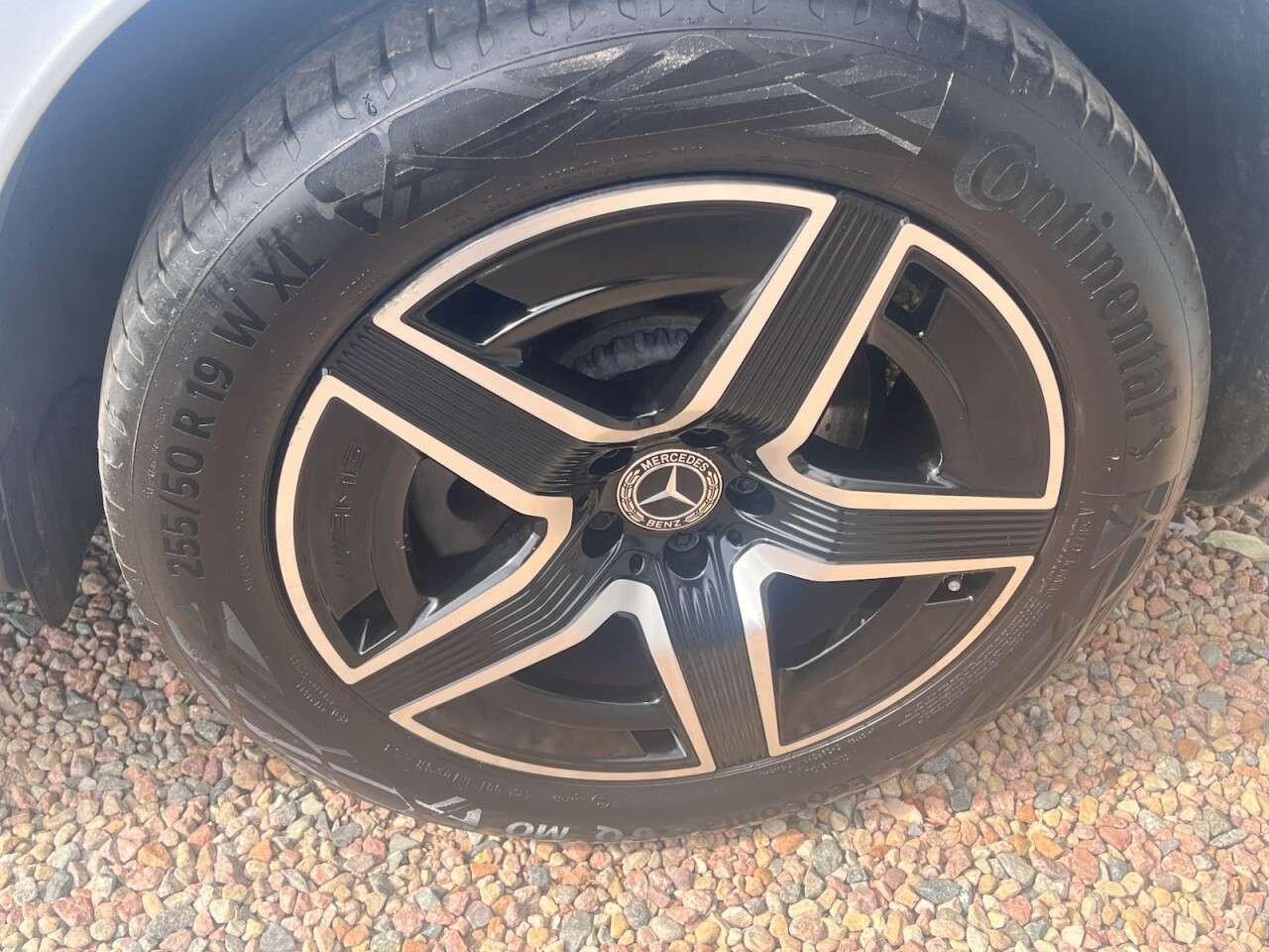 A 2023 MERCEDES-BENZ GLC 2.0 GLC300h MHEV AMG Line SUV 5dr Petrol Hybrid G-Tronic+ 4MATIC Euro 6 (s/ A 2023 MERCEDES-BENZ GLC 2.0 GLC300h MHEV AMG Line SUV 5dr Petrol Hybrid G-Tronic+ 4MATIC Euro 6 (s/