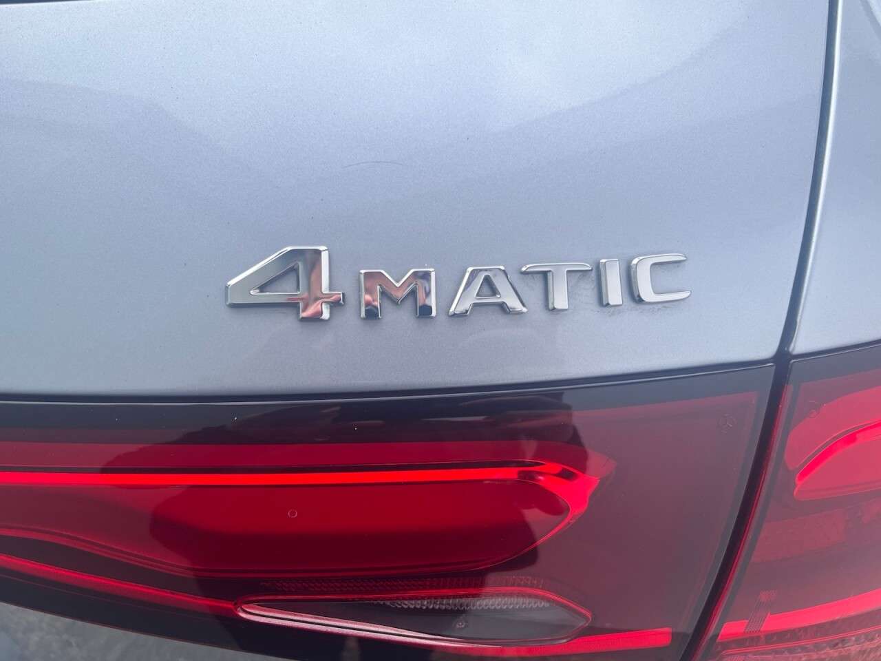 2023 MERCEDES-BENZ GLC 2023 MERCEDES-BENZ GLC
