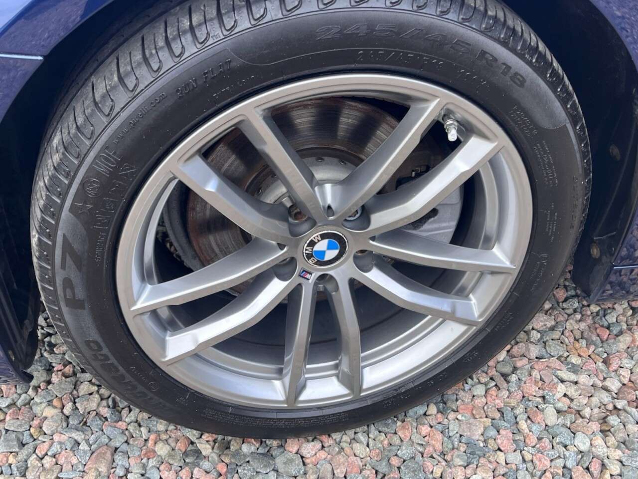 A 2018 BMW 5 SERIES 2.0 520d M Sport Touring 5dr Diesel Auto Euro 6 (s/s) (190 ps) A 2018 BMW 5 SERIES 2.0 520d M Sport Touring 5dr Diesel Auto Euro 6 (s/s) (190 ps)