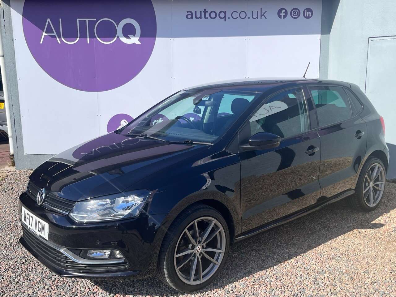 A 2017 VOLKSWAGEN POLO 1.0 BlueMotion Tech Match Hatchback 5dr Petrol Manual Euro 6 (s/s) (60 ps) A 2017 VOLKSWAGEN POLO 1.0 BlueMotion Tech Match Hatchback 5dr Petrol Manual Euro 6 (s/s) (60 ps)