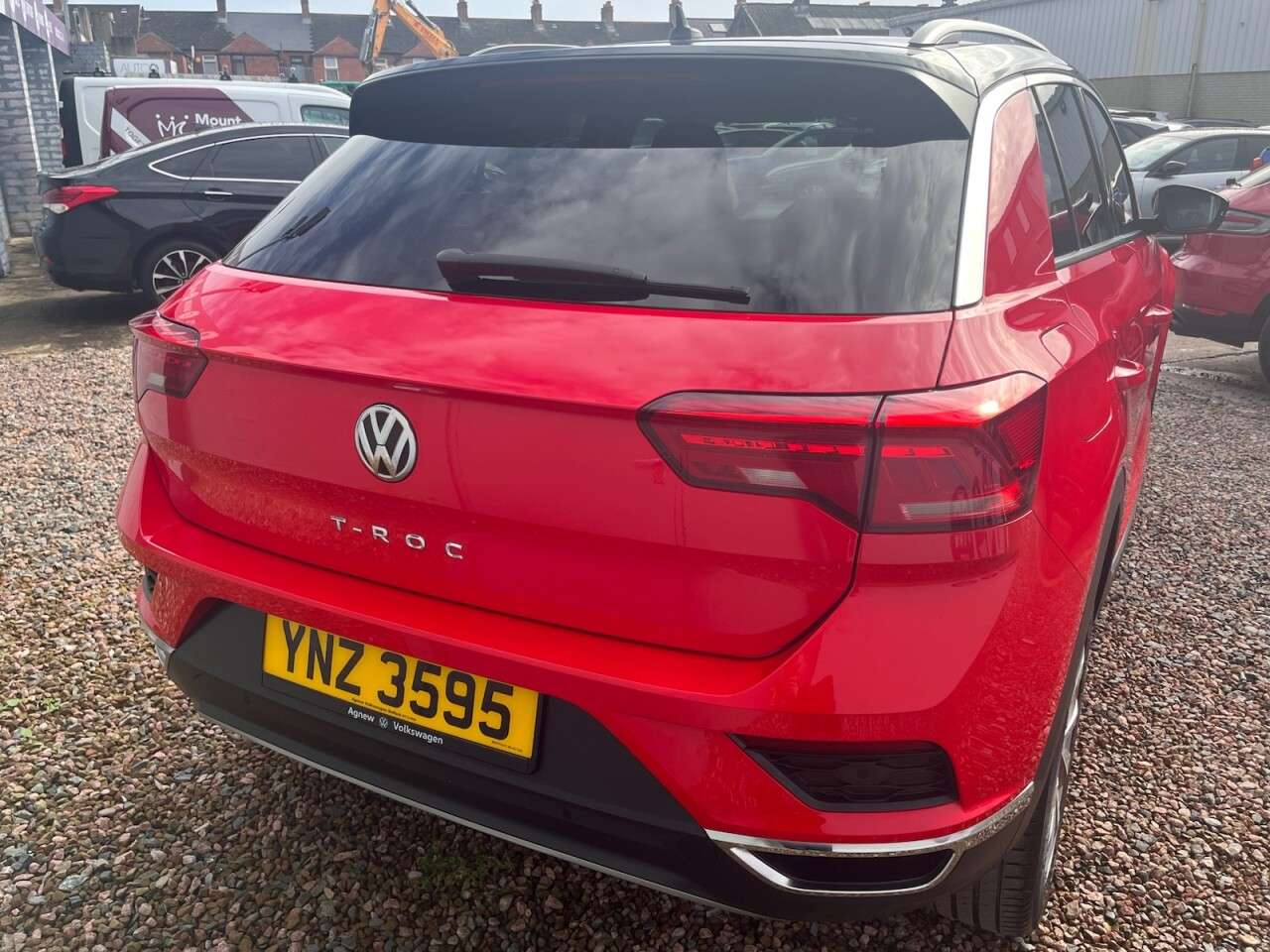 A 2019 VOLKSWAGEN T-ROC 1.5 TSI GPF EVO Design SUV 5dr Petrol Manual Euro 6 (s/s) (150 ps) A 2019 VOLKSWAGEN T-ROC 1.5 TSI GPF EVO Design SUV 5dr Petrol Manual Euro 6 (s/s) (150 ps)