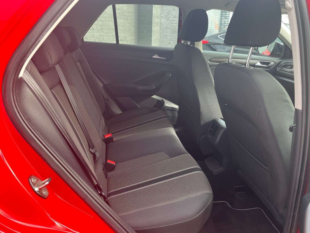 2019 VOLKSWAGEN T-ROC 2019 VOLKSWAGEN T-ROC