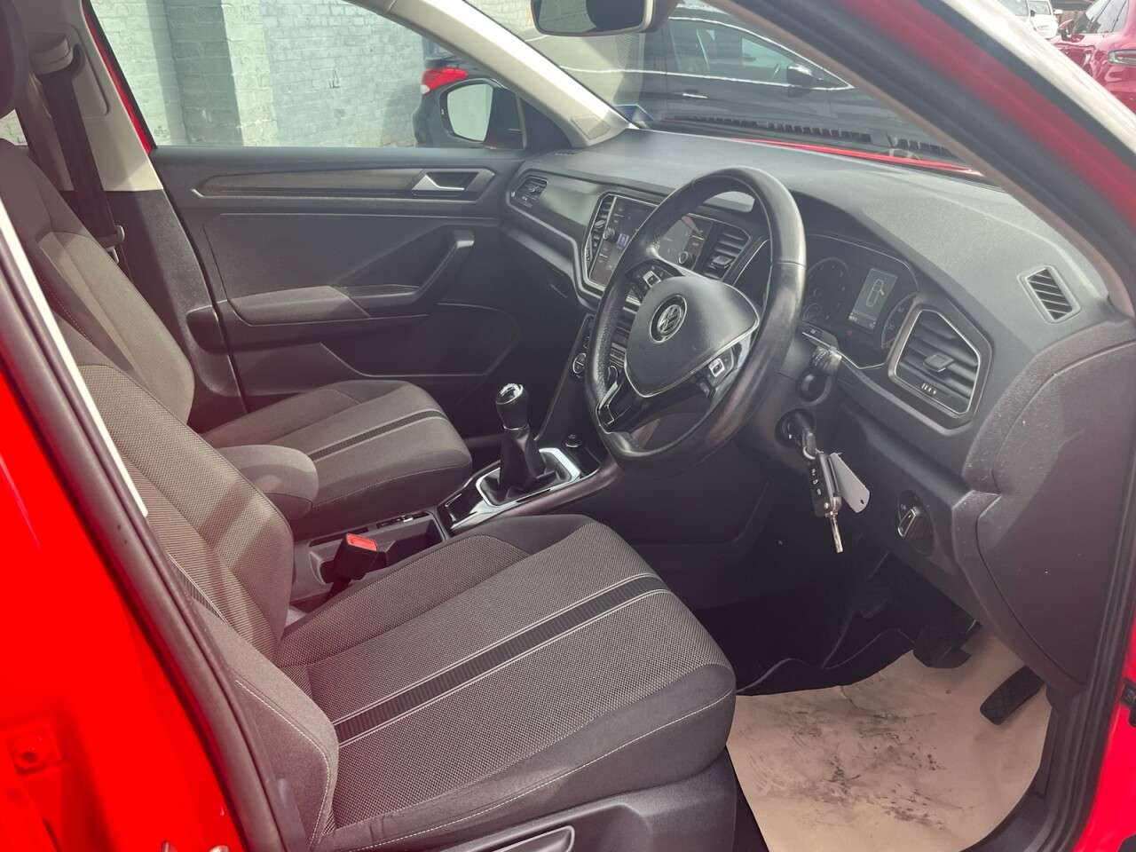 2019 VOLKSWAGEN T-ROC 2019 VOLKSWAGEN T-ROC
