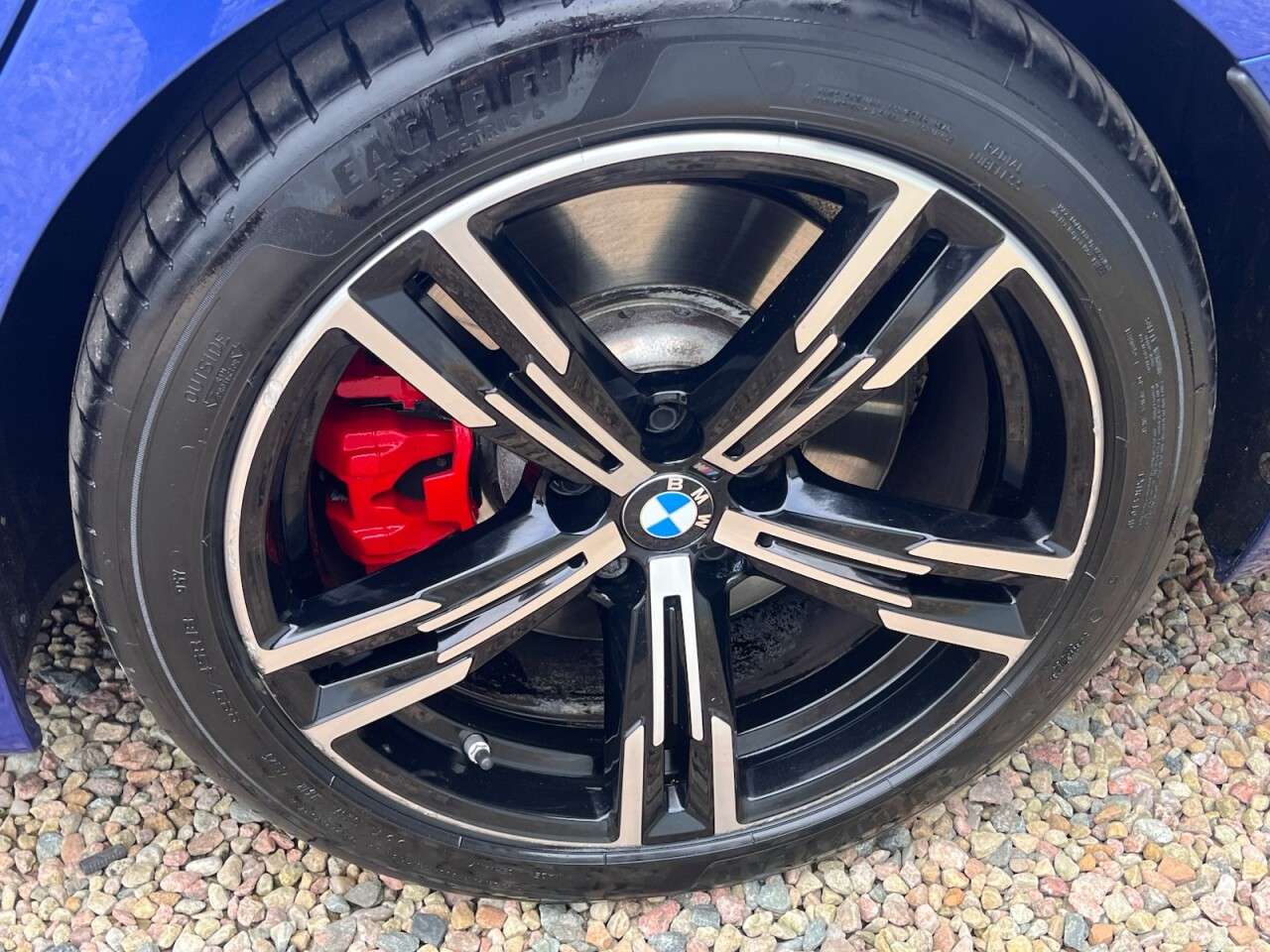 A 2025 BMW 3 SERIES 2.0 320i M Sport Touring 5dr Petrol Auto Euro 6 (s/s) (184 ps) A 2025 BMW 3 SERIES 2.0 320i M Sport Touring 5dr Petrol Auto Euro 6 (s/s) (184 ps)