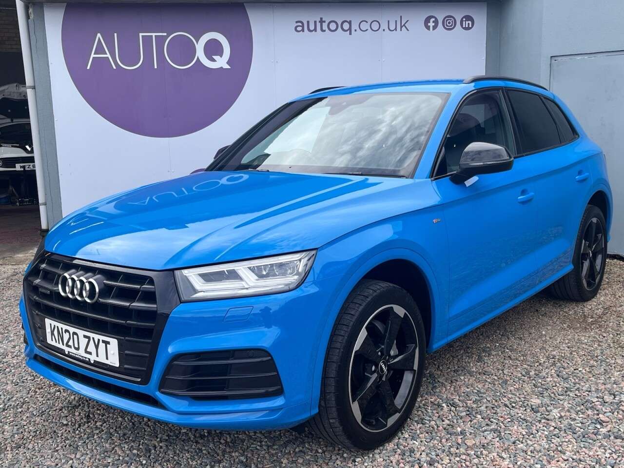 A 2020 AUDI Q5 2.0 TDI 40 Black Edition SUV 5dr Diesel S Tronic quattro Euro 6 (s/s) (190 A 2020 AUDI Q5 2.0 TDI 40 Black Edition SUV 5dr Diesel S Tronic quattro Euro 6 (s/s) (190