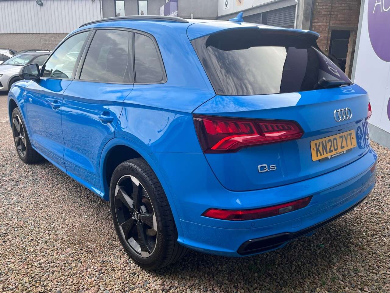 A 2020 AUDI Q5 2.0 TDI 40 Black Edition SUV 5dr Diesel S Tronic quattro Euro 6 (s/s) (190 A 2020 AUDI Q5 2.0 TDI 40 Black Edition SUV 5dr Diesel S Tronic quattro Euro 6 (s/s) (190
