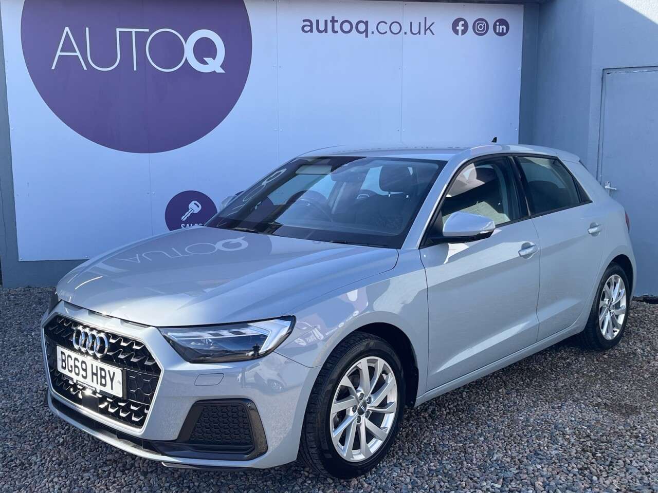 A 2019 AUDI A1 1.0 TFSI 25 Sport Sportback 5dr Petrol Manual Euro 6 (s/s) (95 ps) A 2019 AUDI A1 1.0 TFSI 25 Sport Sportback 5dr Petrol Manual Euro 6 (s/s) (95 ps)