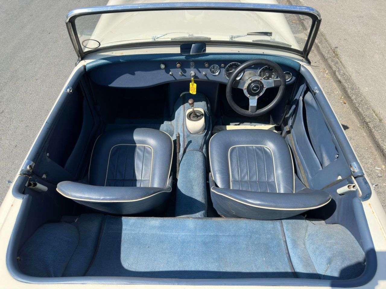 1963 AUSTIN HEALEY SPRITE 1963 AUSTIN HEALEY SPRITE