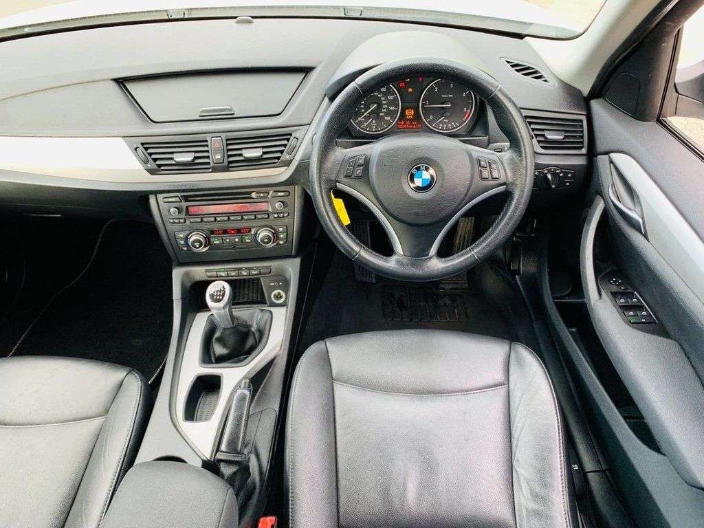 A 2010 BMW X1 XDRIVE20D SE A 2010 BMW X1 XDRIVE20D SE