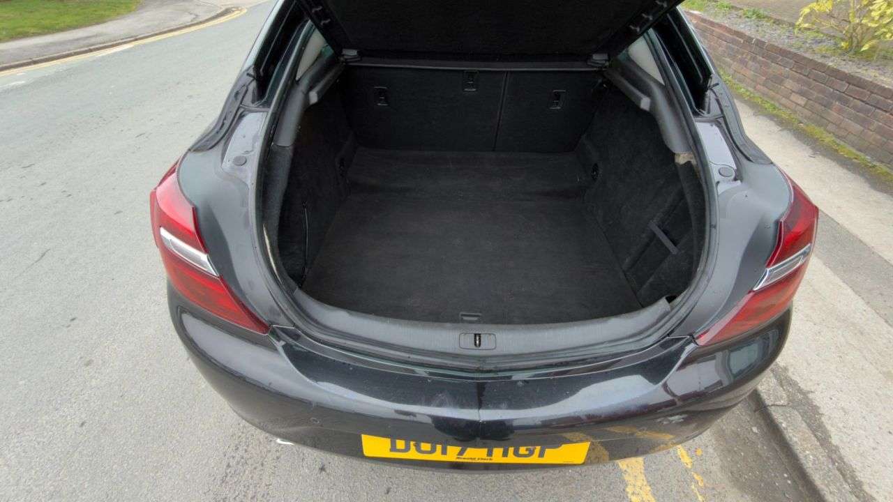 2017 VAUXHALL INSIGNIA 2017 VAUXHALL INSIGNIA