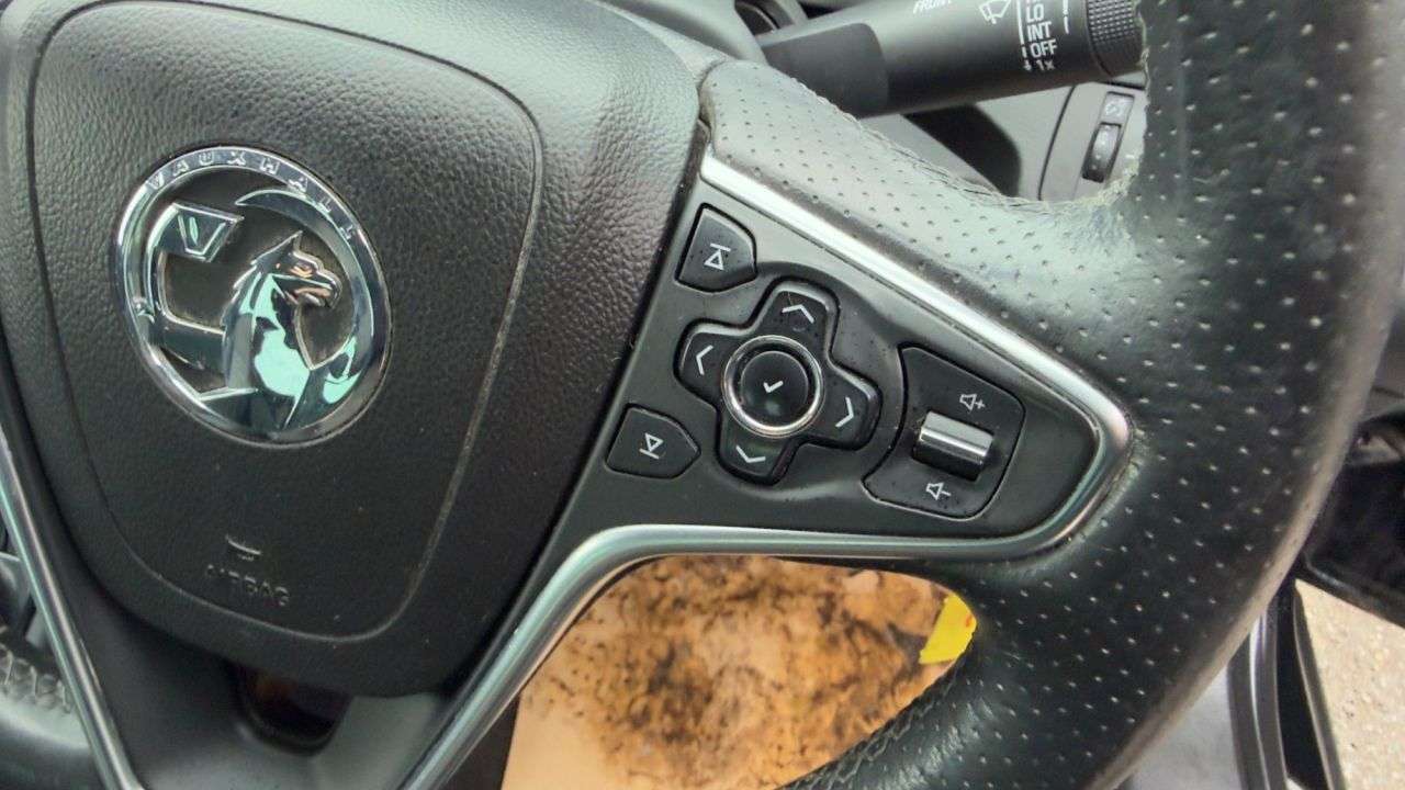 2017 VAUXHALL INSIGNIA 2017 VAUXHALL INSIGNIA