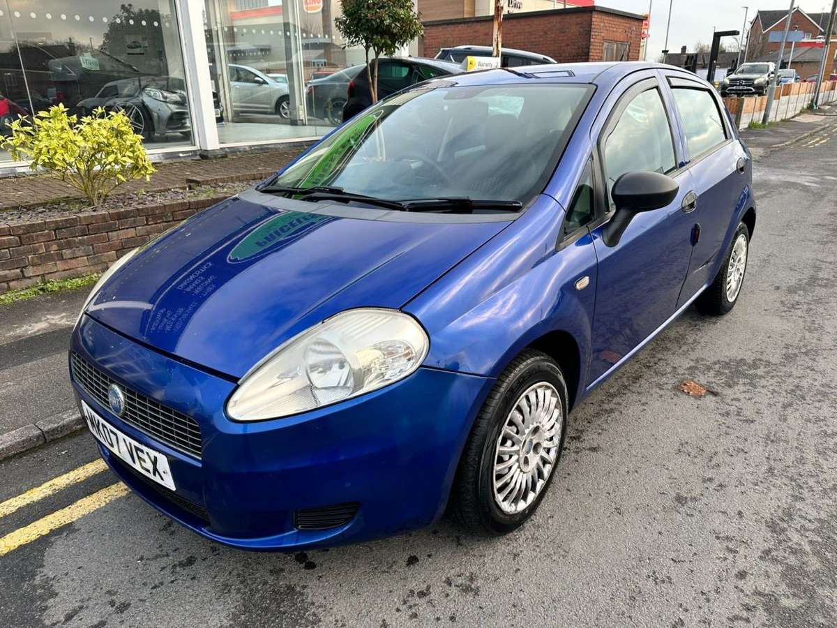 Check out this Fiat Grande Punto 2007 Petrol Manual