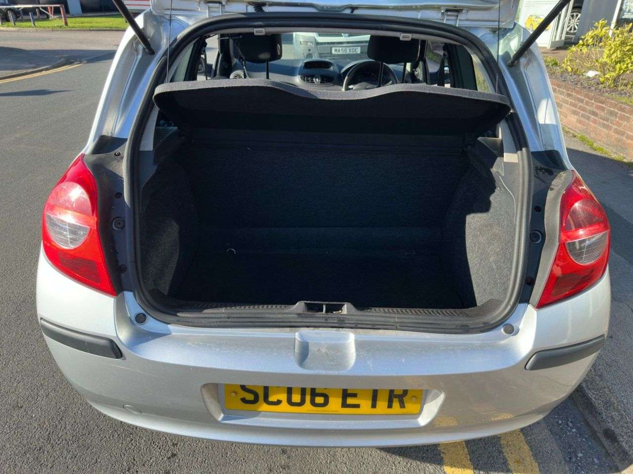 0 RENAULT CLIO 0 RENAULT CLIO