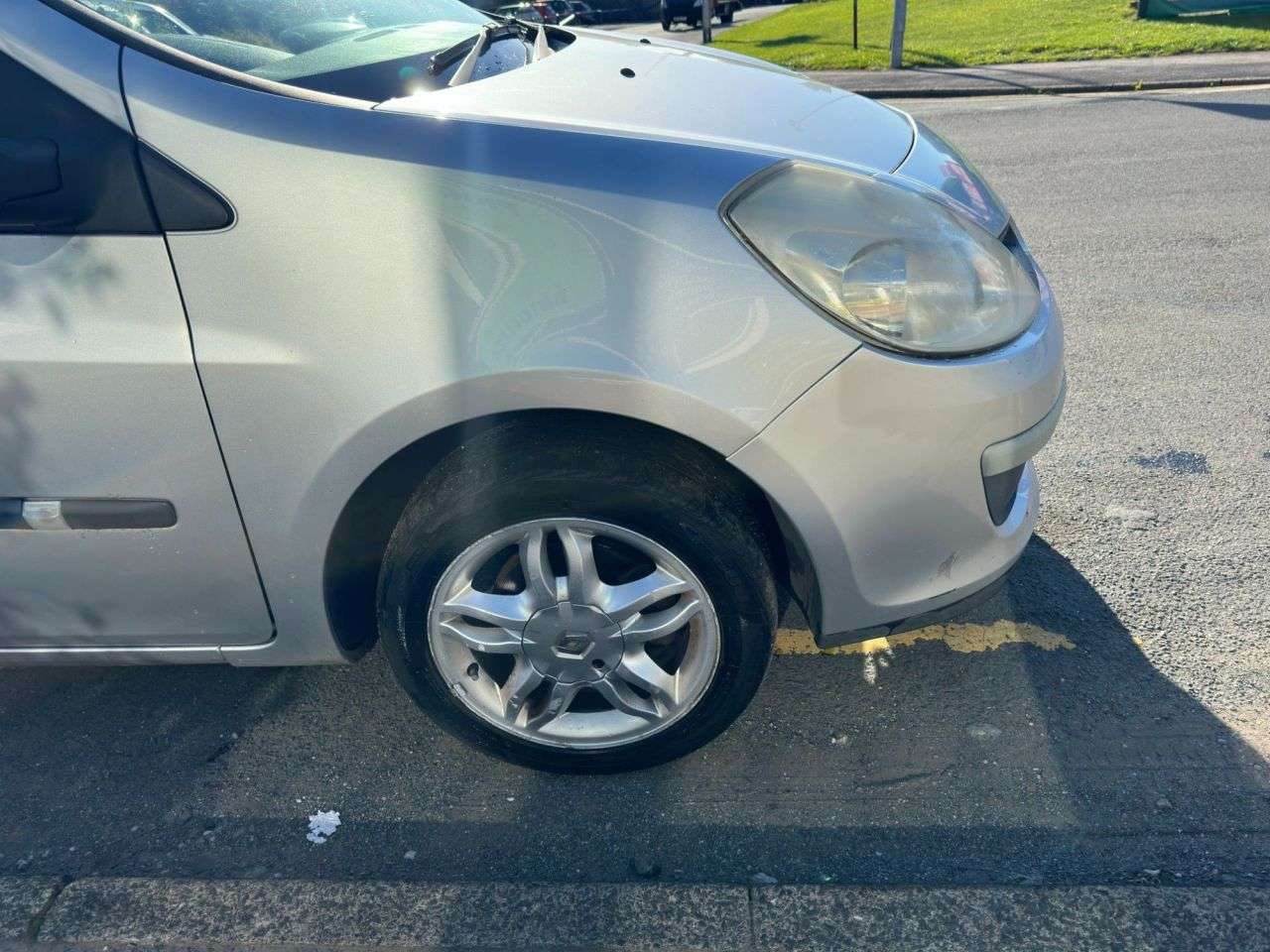 0 RENAULT CLIO 0 RENAULT CLIO