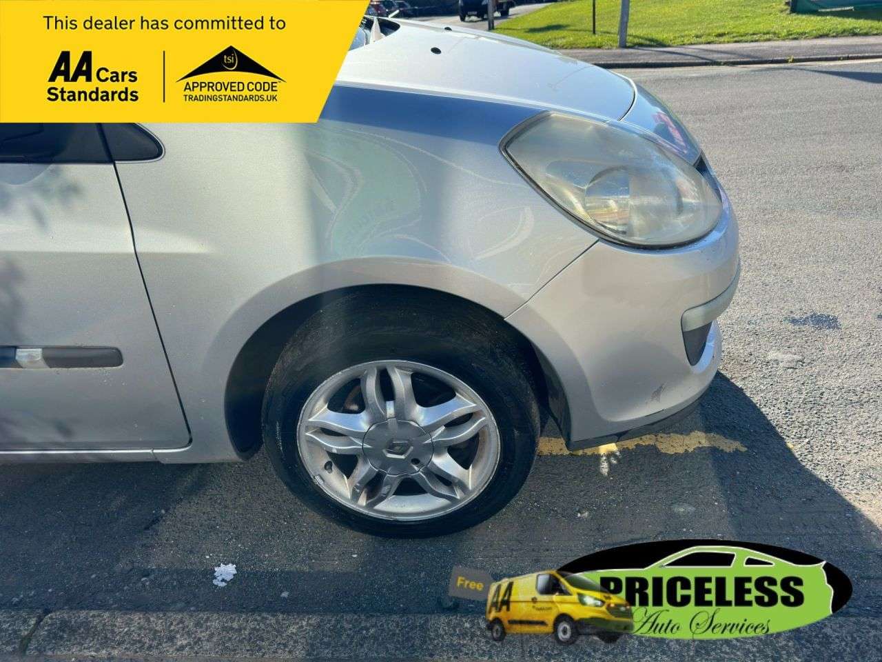 0 RENAULT CLIO 0 RENAULT CLIO