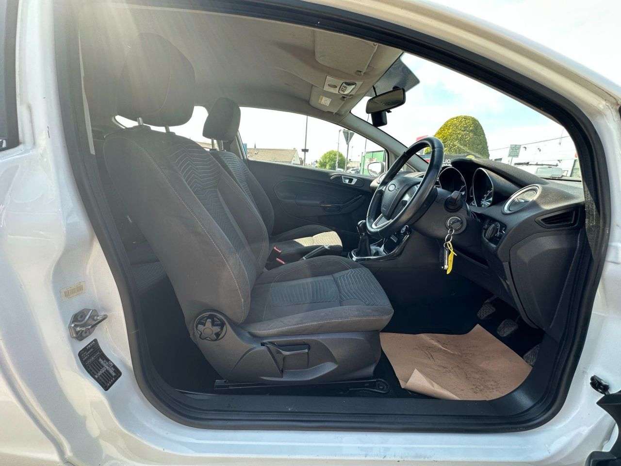 2015 FORD FIESTA 2015 FORD FIESTA