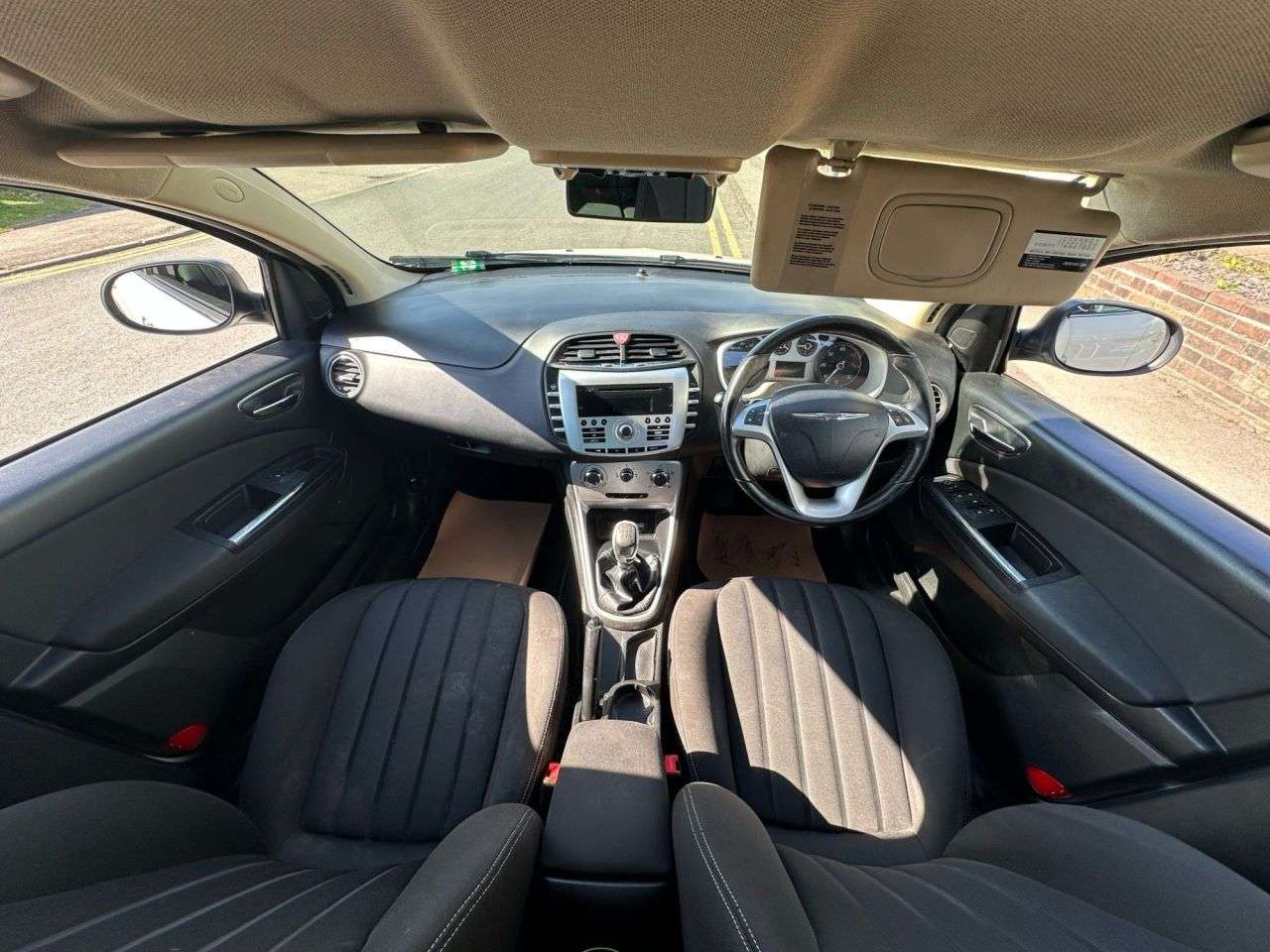 2012 CHRYSLER DELTA 2012 CHRYSLER DELTA