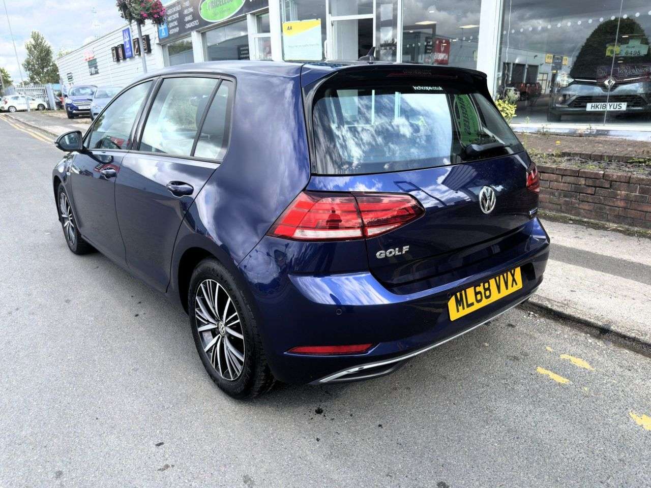 2018 VOLKSWAGEN GOLF 2018 VOLKSWAGEN GOLF