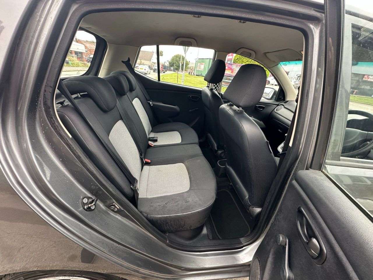 2010 HYUNDAI I10 2010 HYUNDAI I10