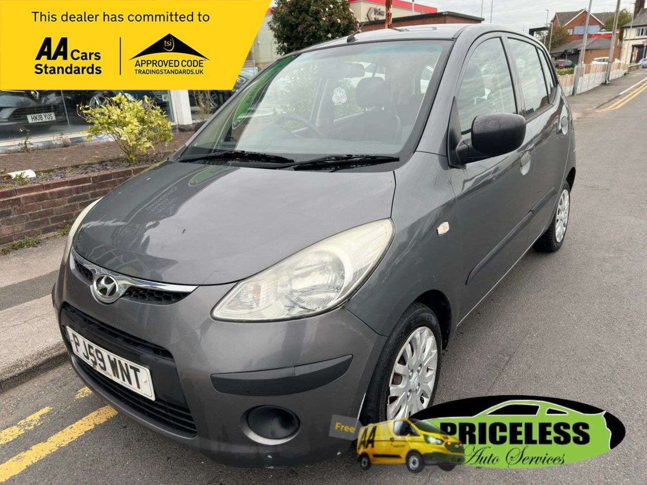 A 2010 HYUNDAI I10 1.2 Classic Hatchback 5dr Petrol Manual Euro 4 (77 bhp) A 2010 HYUNDAI I10 1.2 Classic Hatchback 5dr Petrol Manual Euro 4 (77 bhp)