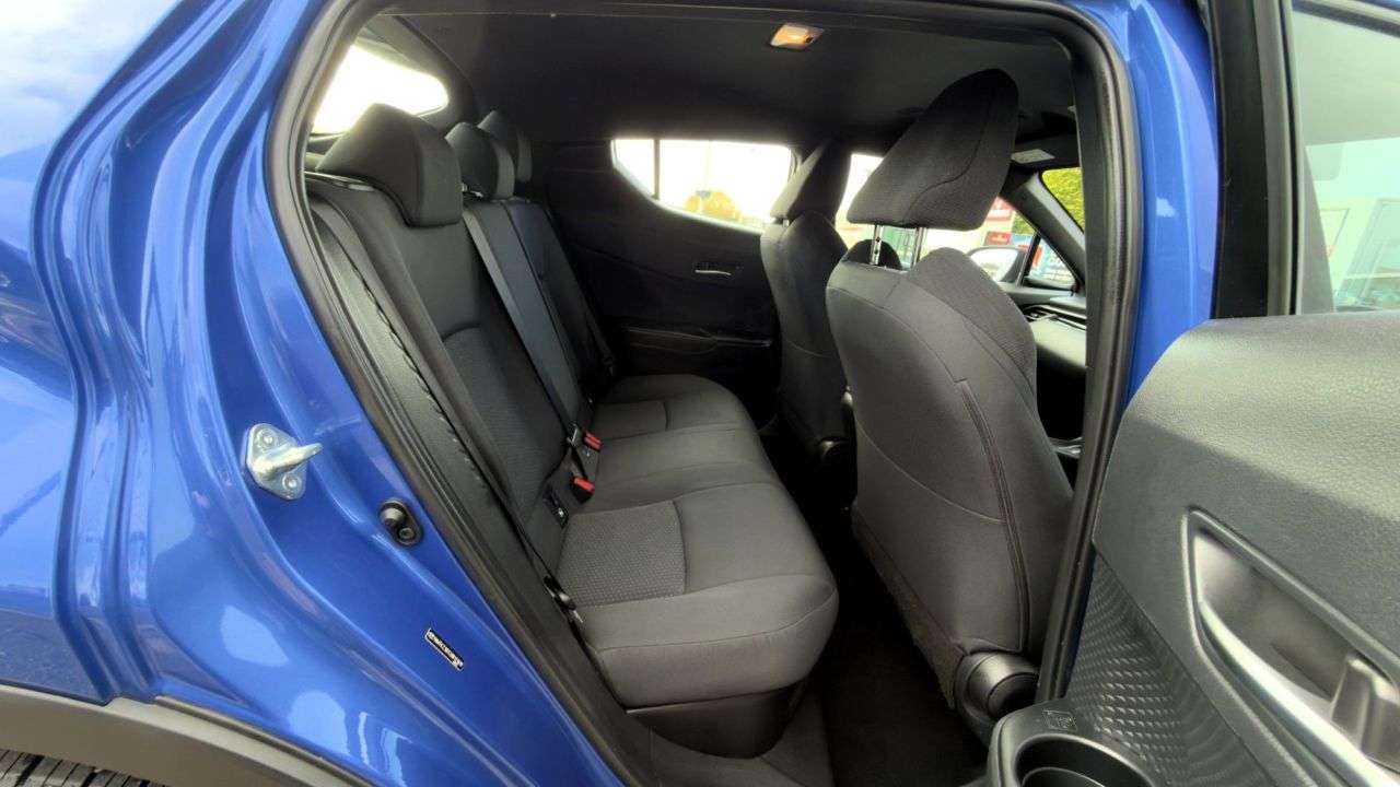 2018 TOYOTA C-HR 2018 TOYOTA C-HR