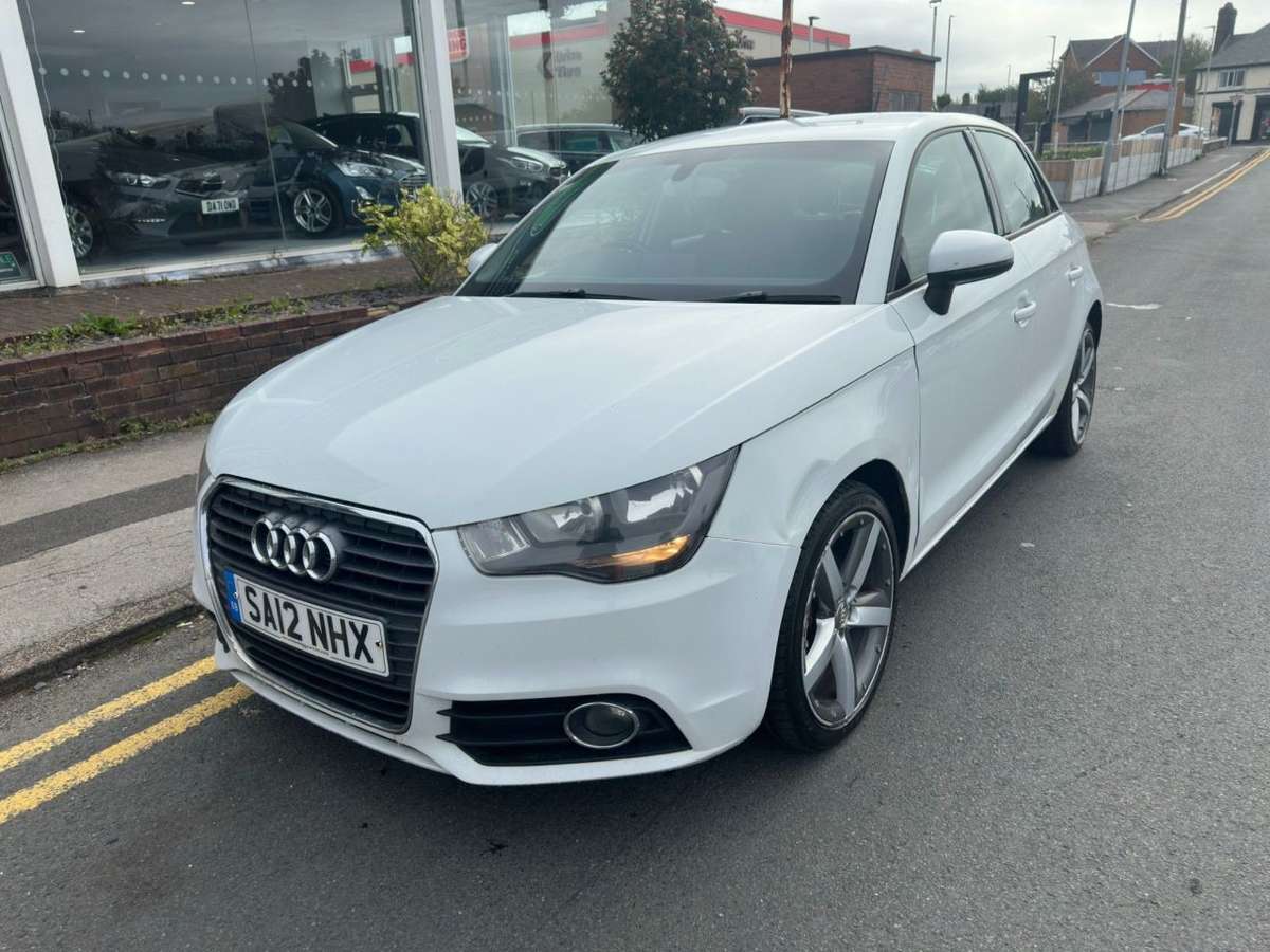Check out this Audi A1 2012 Diesel Manual