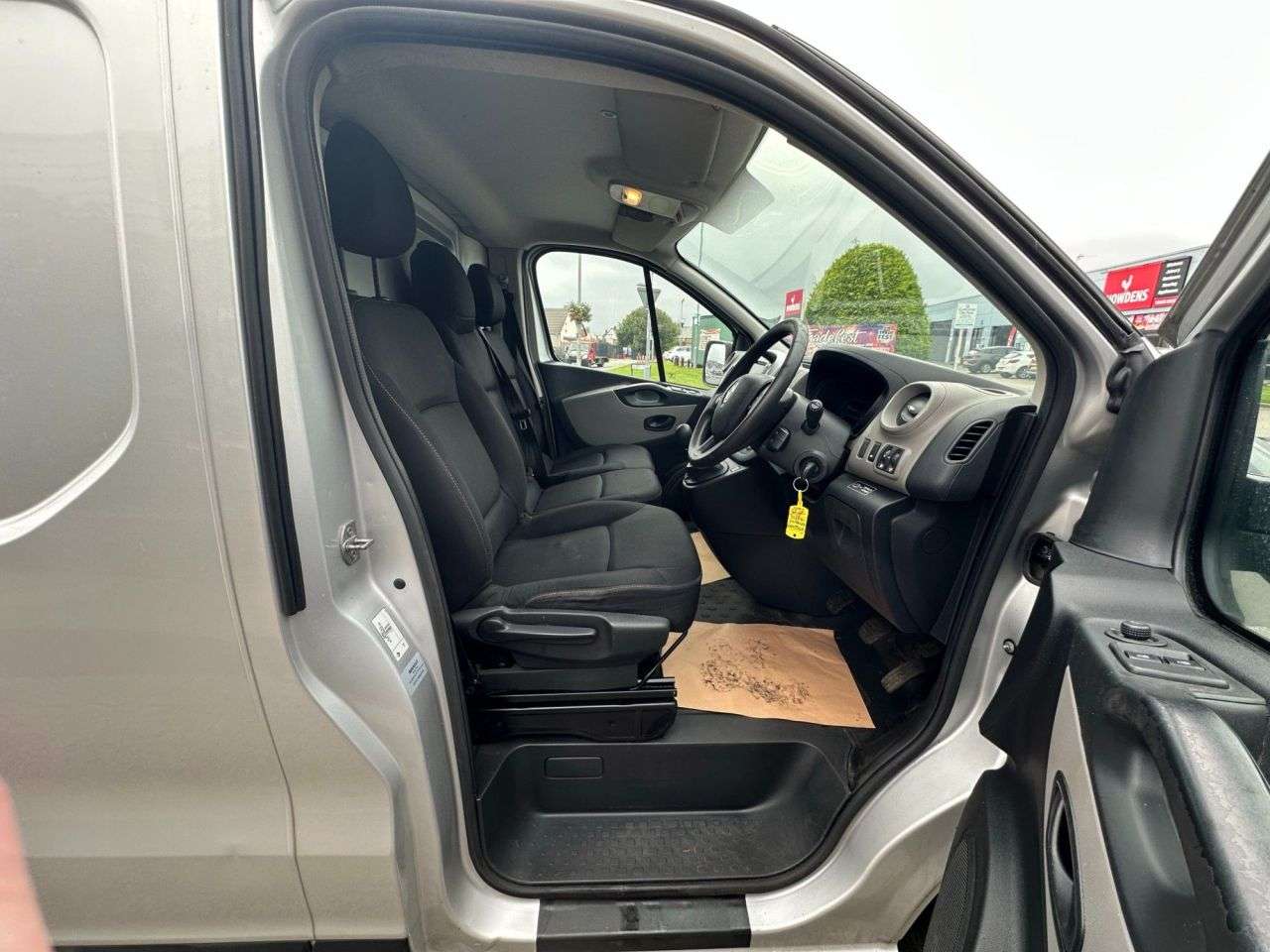 2015 RENAULT TRAFIC 2015 RENAULT TRAFIC