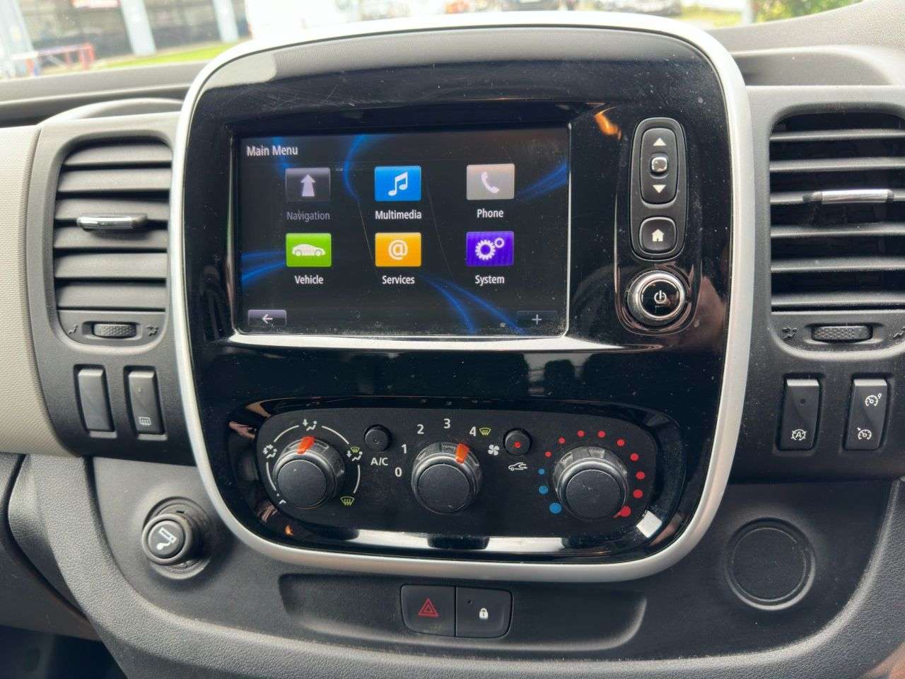 2015 RENAULT TRAFIC 2015 RENAULT TRAFIC