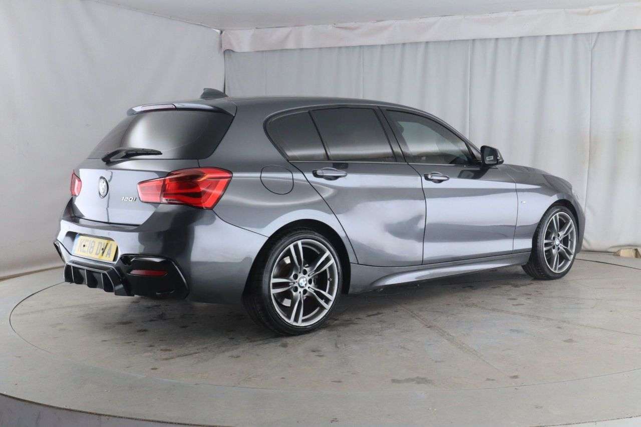 2018 BMW 1 SERIES 2018 BMW 1 SERIES