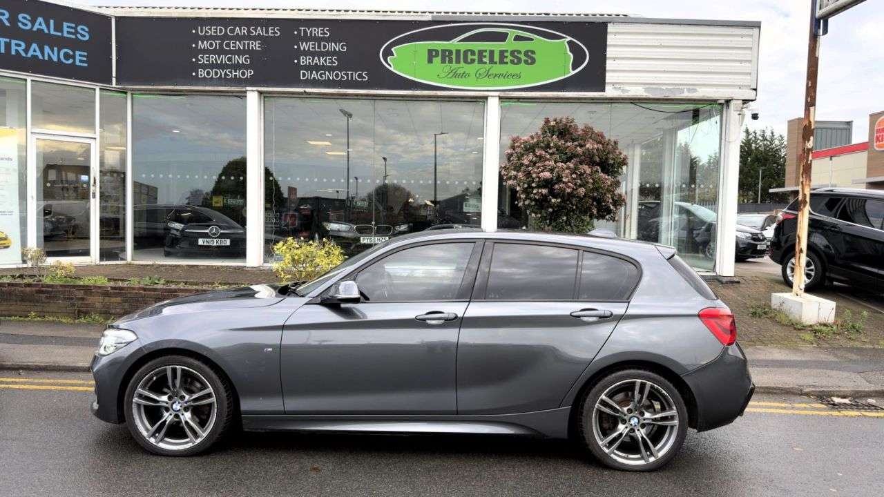 A 2018 BMW 1 SERIES AUTOMATIC 2.0 120i M Sport Hatchback 5dr Petrol Auto Euro 6 (s/s) (184 ps) A 2018 BMW 1 SERIES AUTOMATIC 2.0 120i M Sport Hatchback 5dr Petrol Auto Euro 6 (s/s) (184 ps)