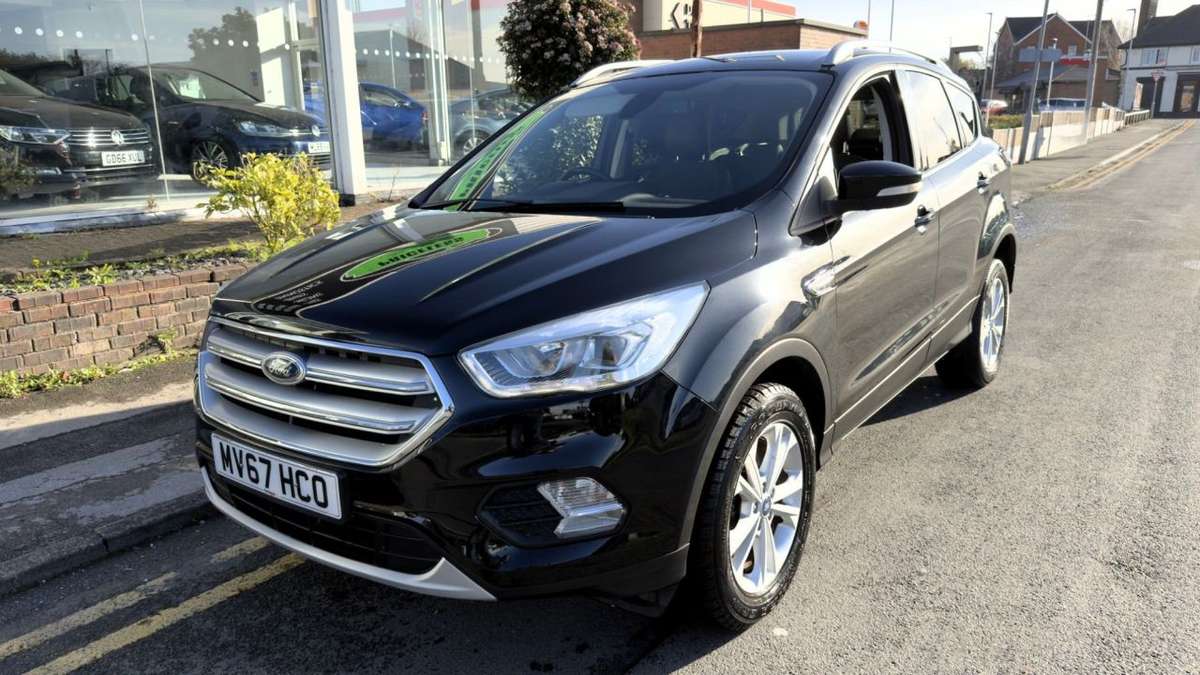 Check out this Ford Kuga 2017 Diesel Manual