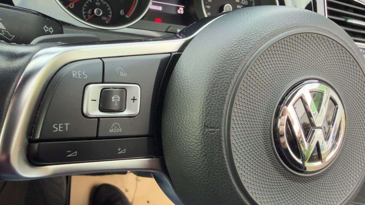 2018 VOLKSWAGEN GOLF 2018 VOLKSWAGEN GOLF