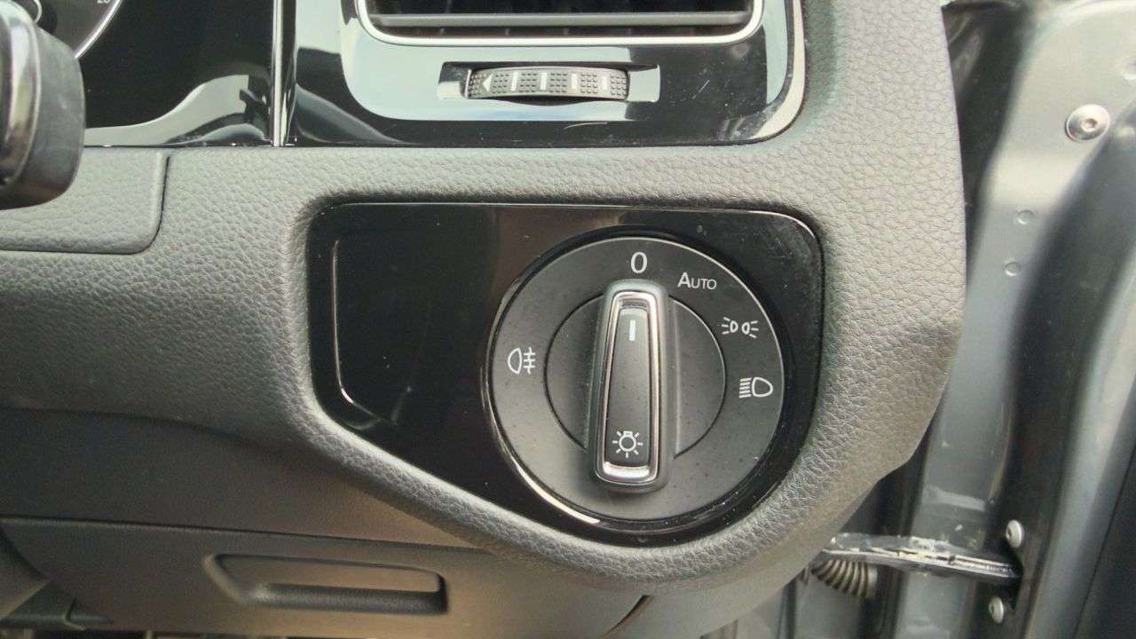 2018 VOLKSWAGEN GOLF 2018 VOLKSWAGEN GOLF