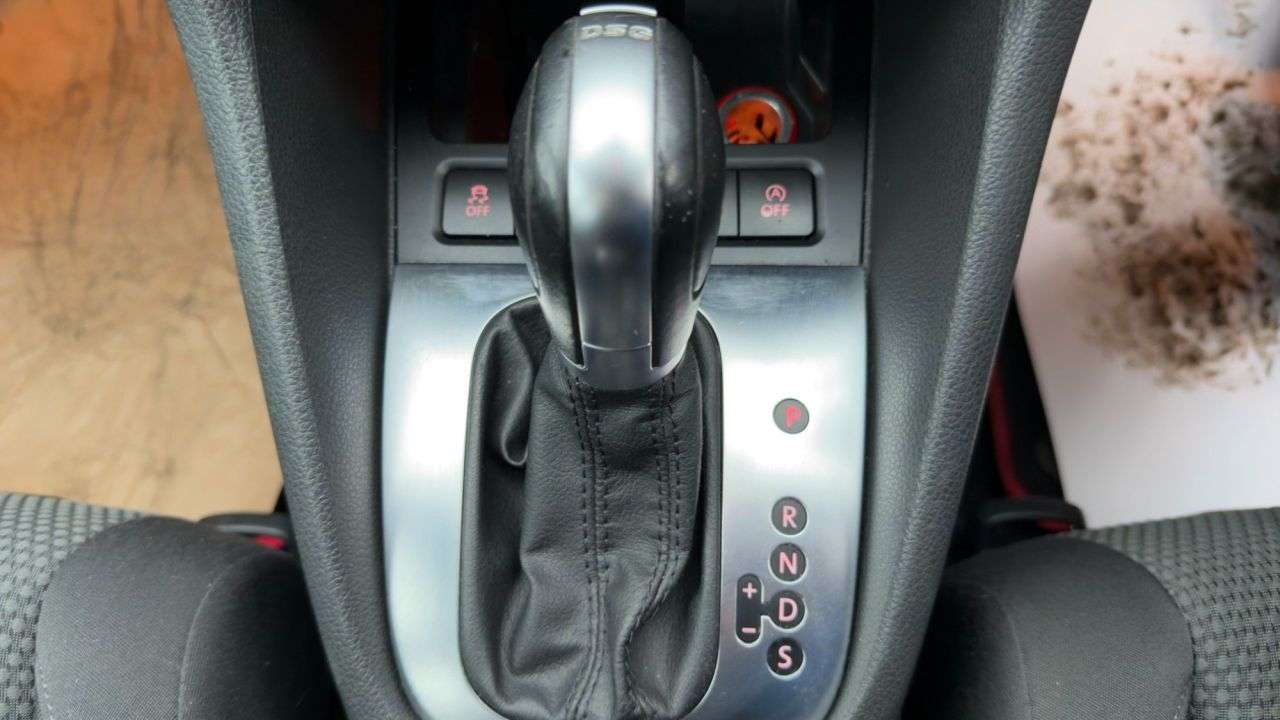 2011 VOLKSWAGEN GOLF 2011 VOLKSWAGEN GOLF