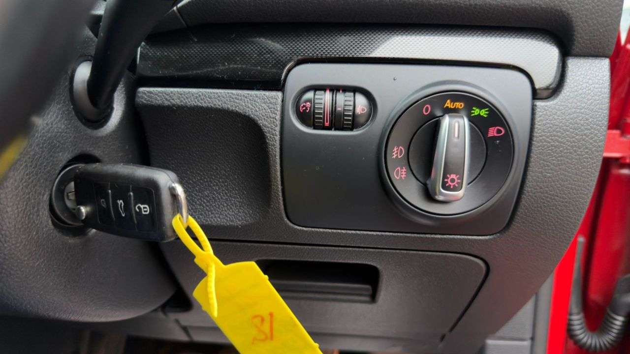 2011 VOLKSWAGEN GOLF 2011 VOLKSWAGEN GOLF