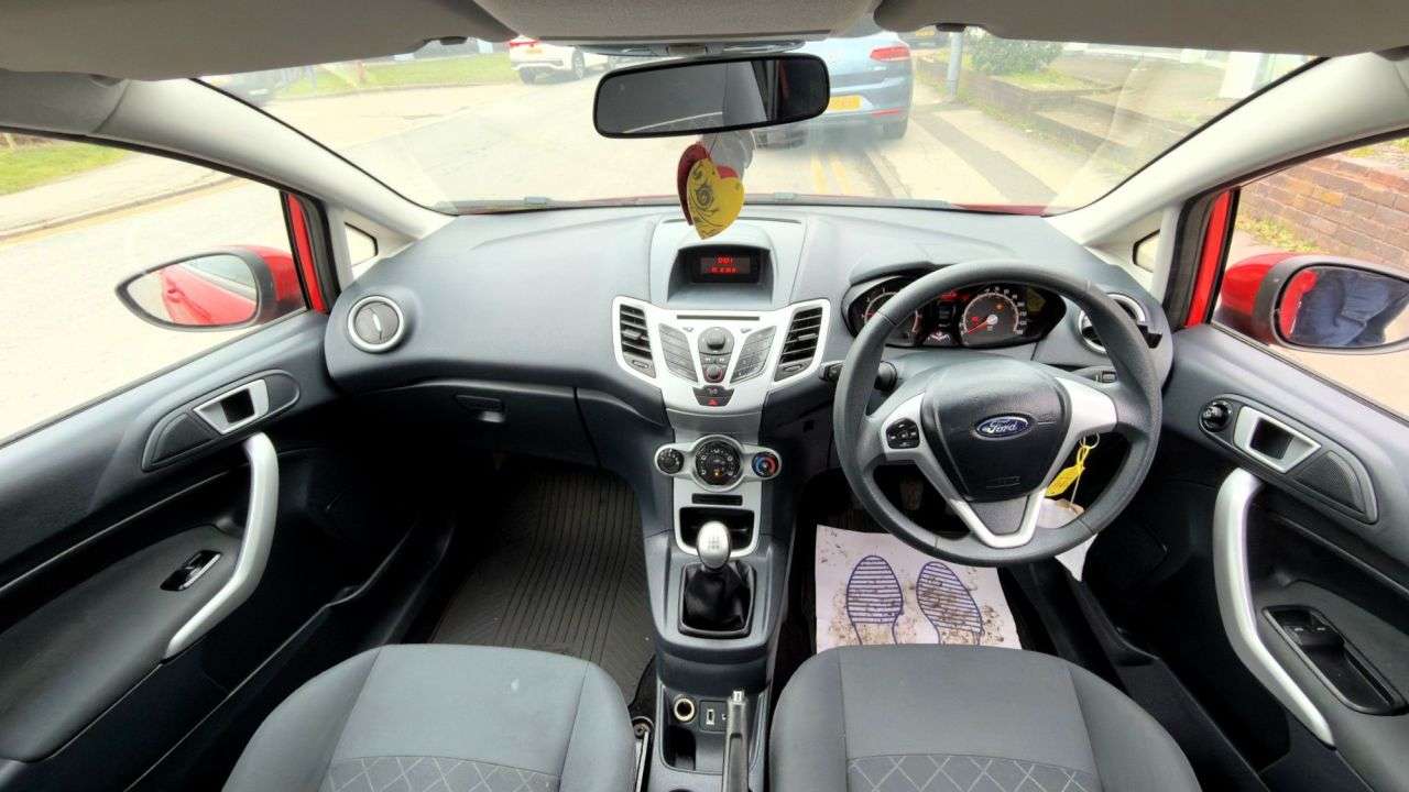 A 2012 FORD FIESTA 1.25 Edge Hatchback 3dr Petrol Manual (124 g/km, 59 bhp) "Category N" A 2012 FORD FIESTA 1.25 Edge Hatchback 3dr Petrol Manual (124 g/km, 59 bhp) "Category N"
