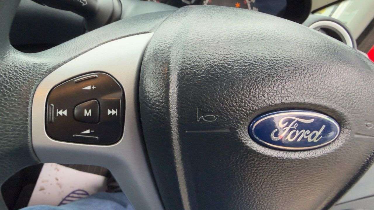 2012 FORD FIESTA 2012 FORD FIESTA