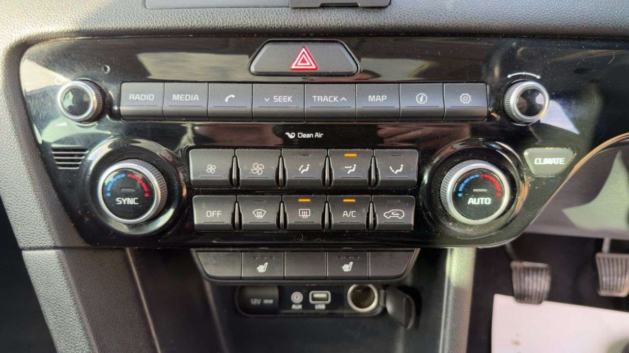 2017 KIA SPORTAGE 2017 KIA SPORTAGE