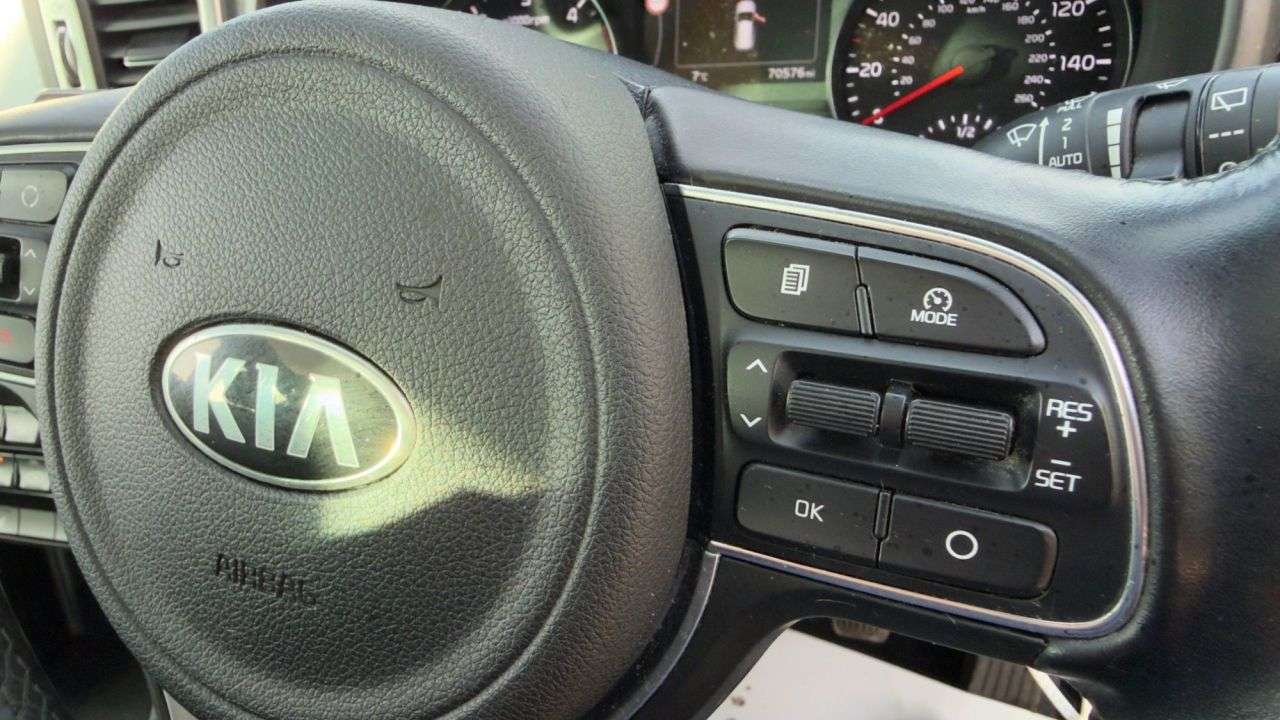 2017 KIA SPORTAGE 2017 KIA SPORTAGE