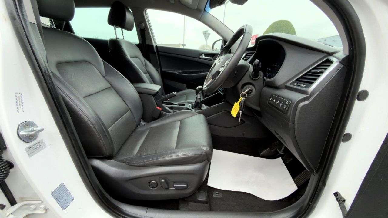 2015 HYUNDAI TUCSON 2015 HYUNDAI TUCSON