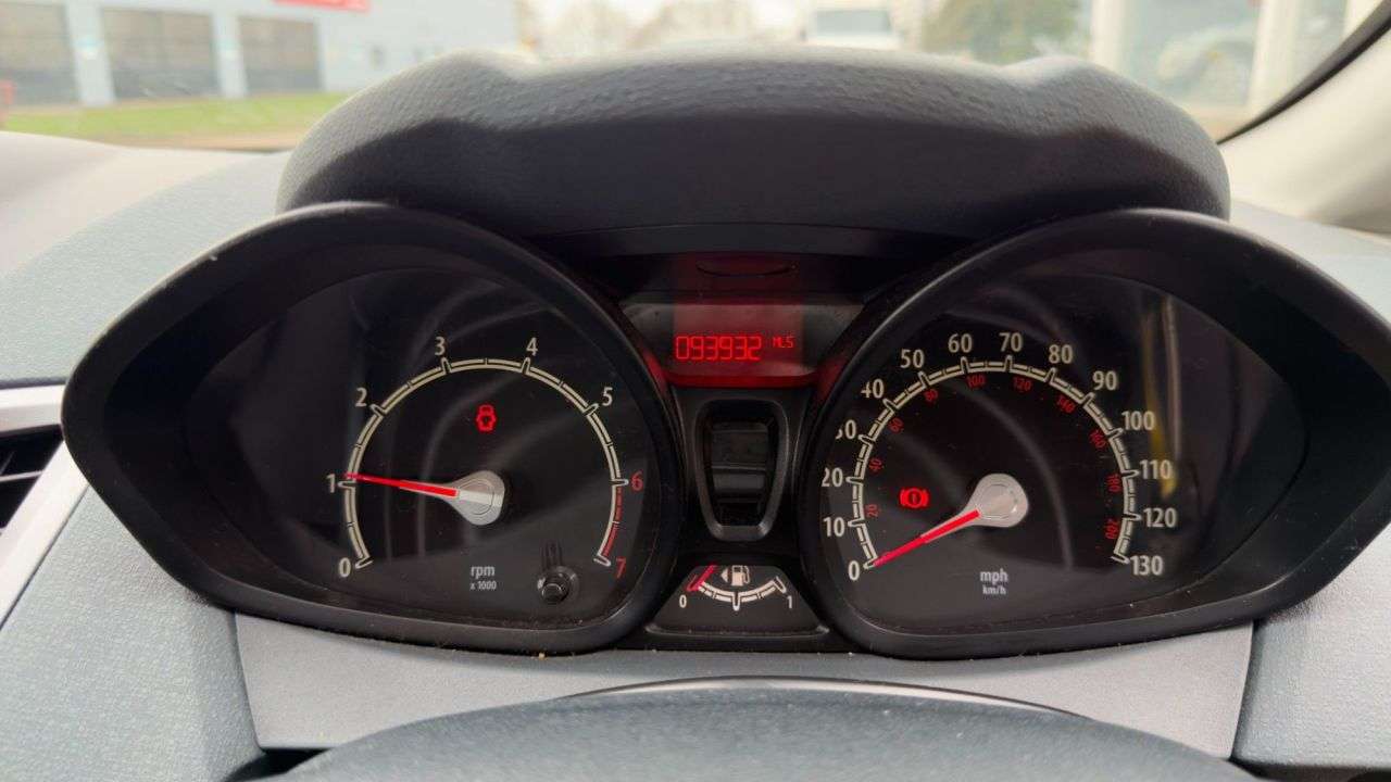 2010 FORD FIESTA 2010 FORD FIESTA